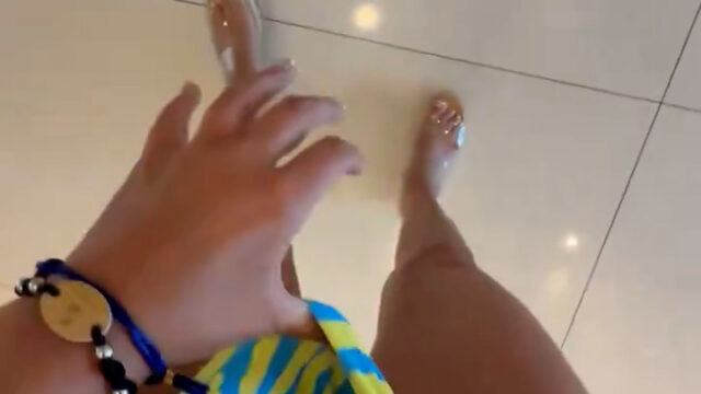 Superlivvy Pussy Nude Flashing video by Onlyfans